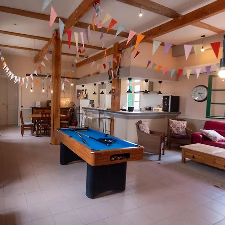 Maison De La Plume Сasa de vacaciones Roujan